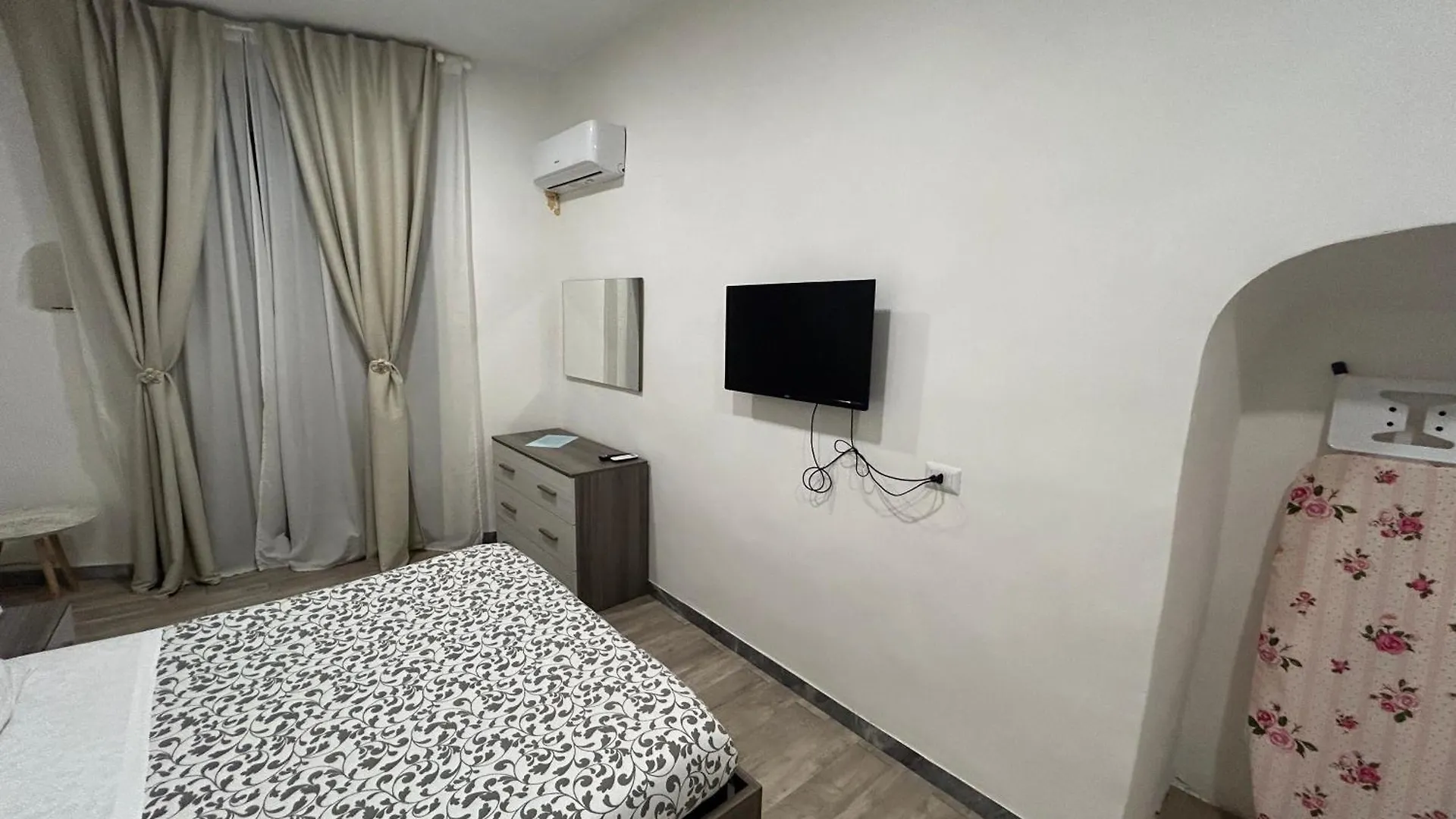Casagiulia Apartment Naples 0*,